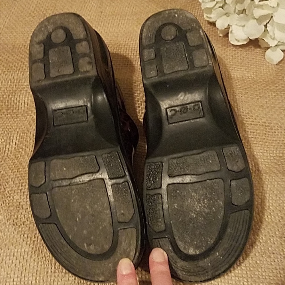 B.O.C. Leopard Print Clog - image 6